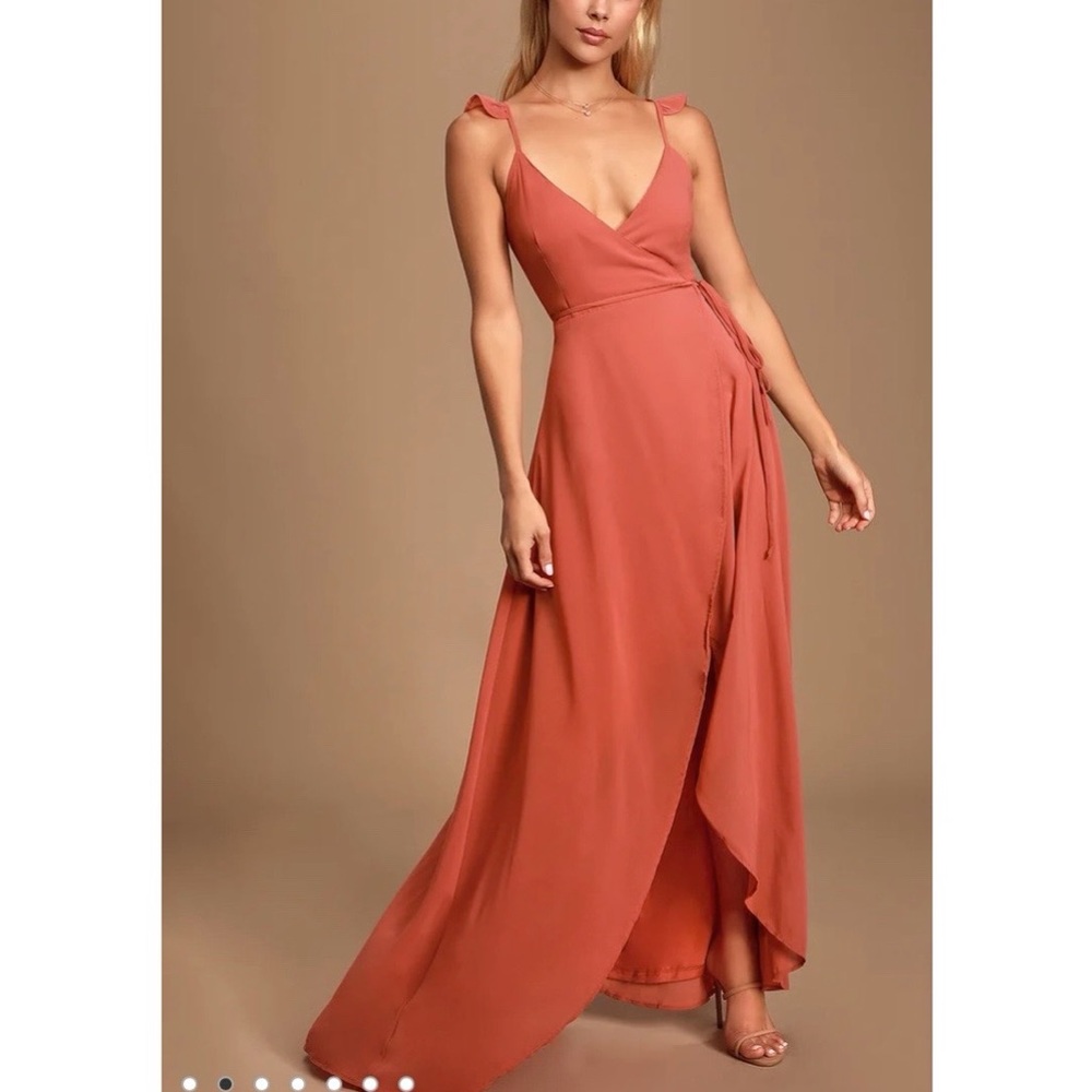 LULU’S Never Worn High Low Dress